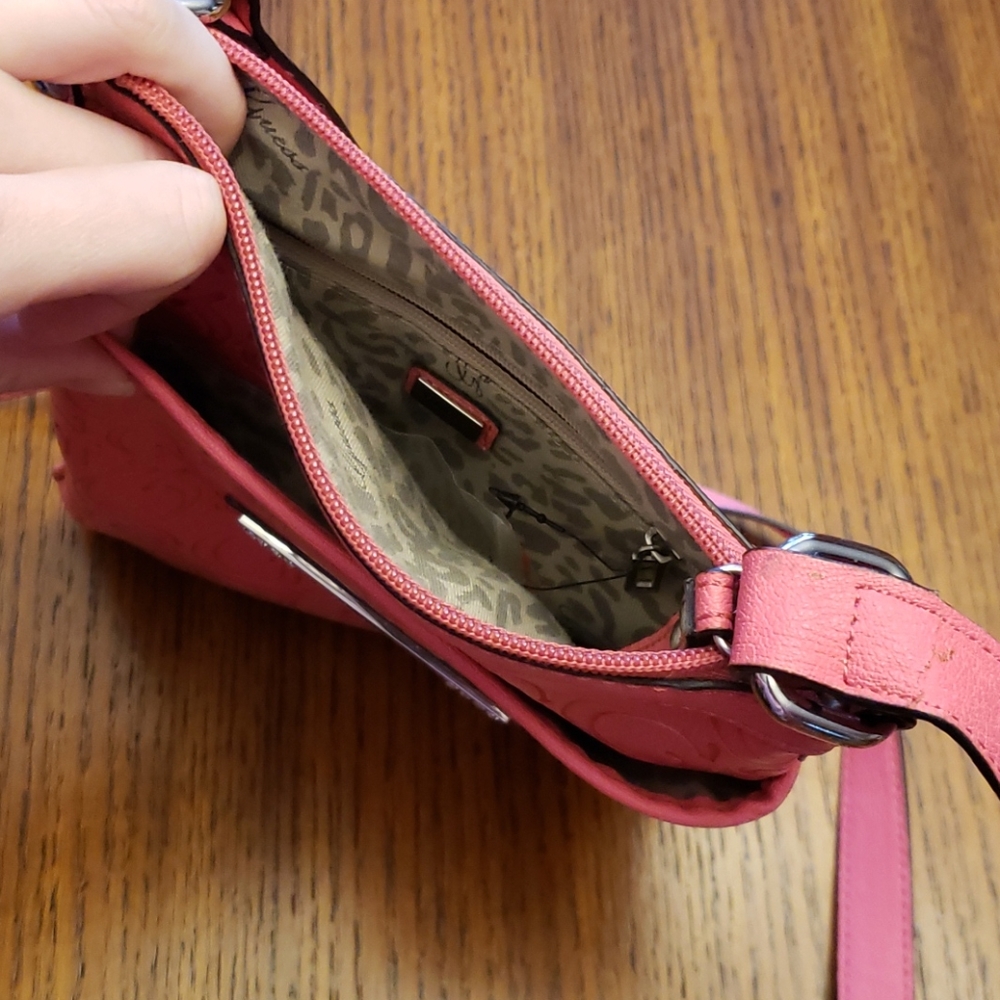 GUESS Purse - Picture 6 of 8